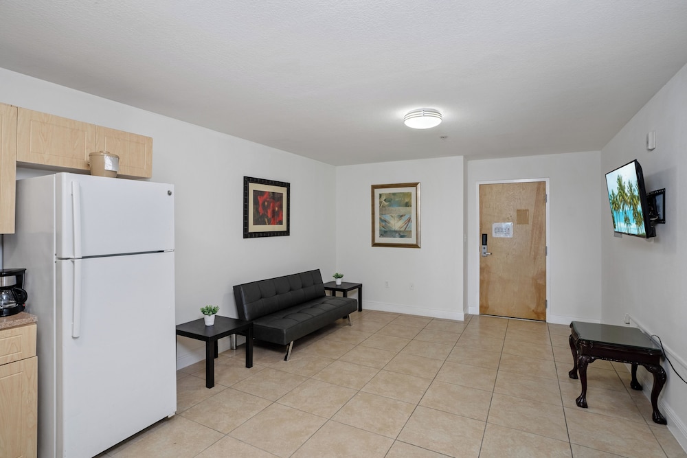 South River Suites — photo 42