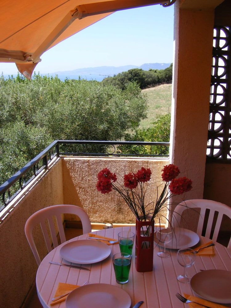 Apartment With Mezzanine, Exceptionally Bright, South Facing Terrace With Sea View