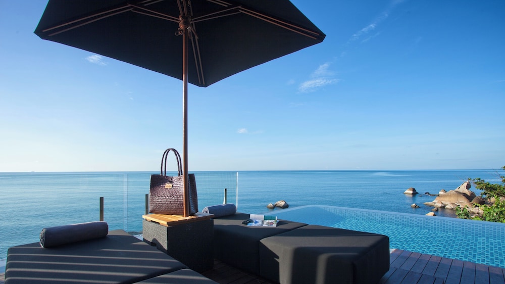 Ocean Front Pool Villa - Photo 13