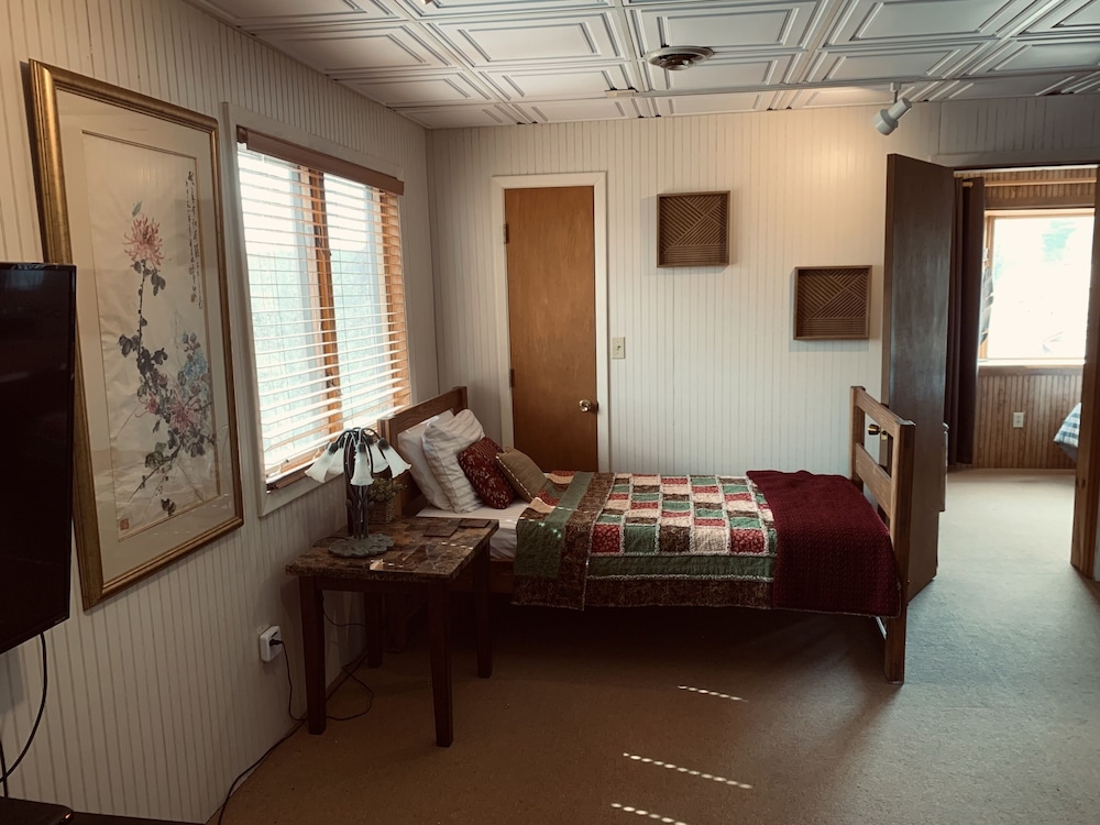Superior Apartment, Private Bathroom (Girlfriends Getaway) photo 3