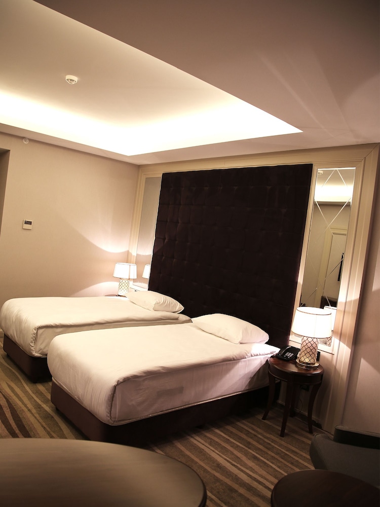 Double or Twin Room photo 1
