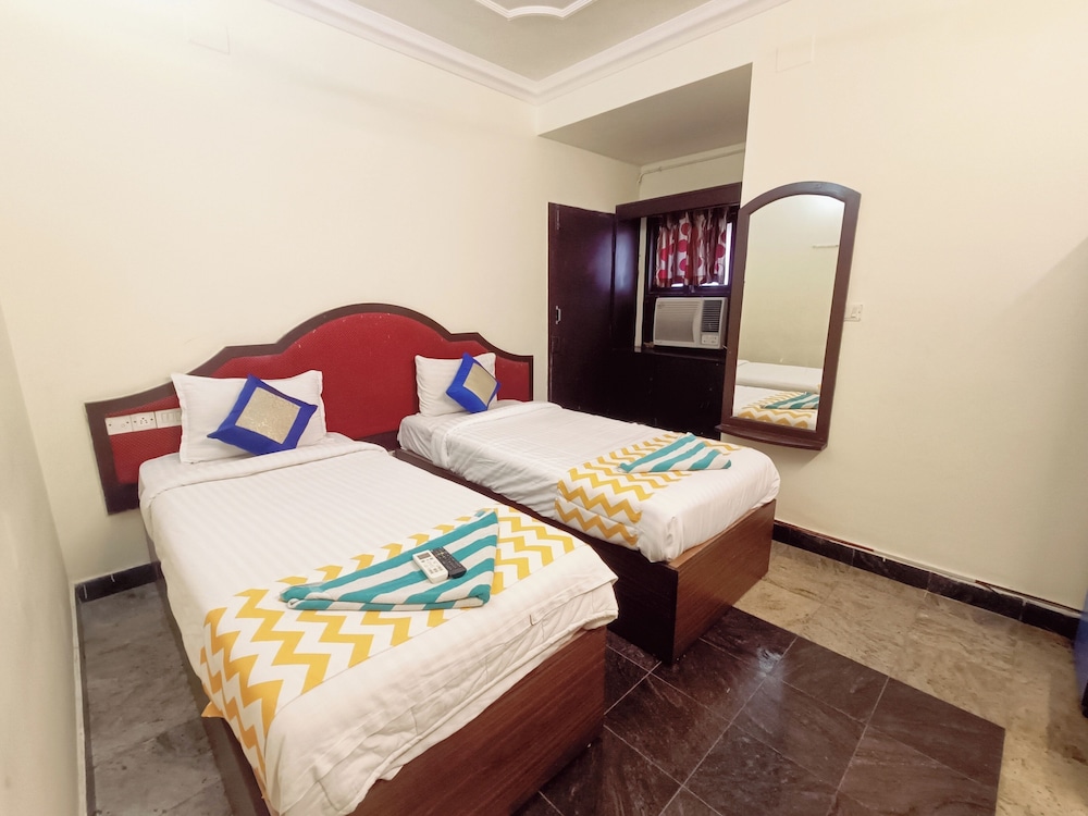 Standard Twin Room - Photo 14