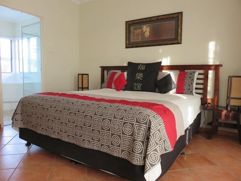 Standard Suite, 1 Bedroom, Non Smoking, Kitchen (King/ Twin Spa Suite) photo 1