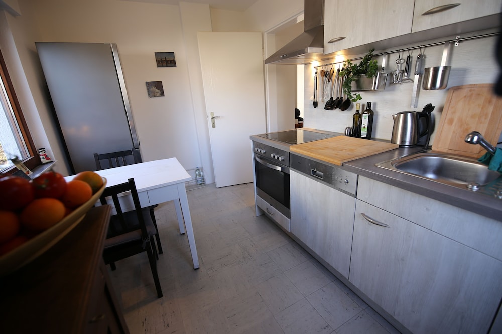 Double Room, Shared Bathroom photo 2