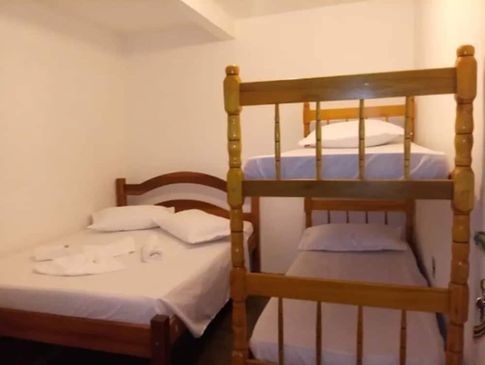 Standard Triple Room photo 2