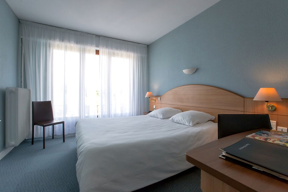 Double Room - Photo 5