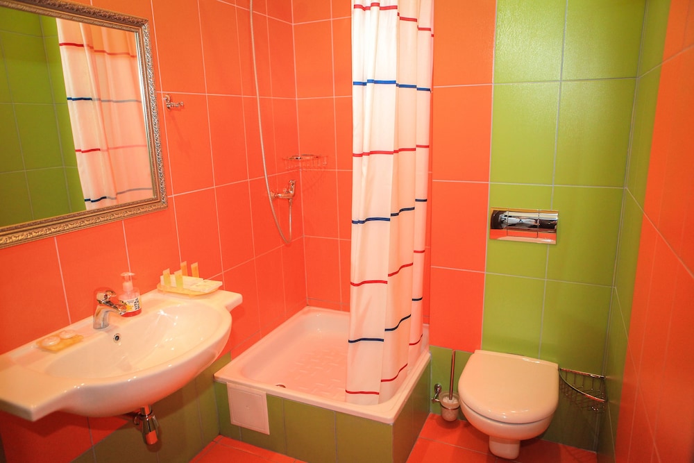 Standard Double or Twin Room photo 2