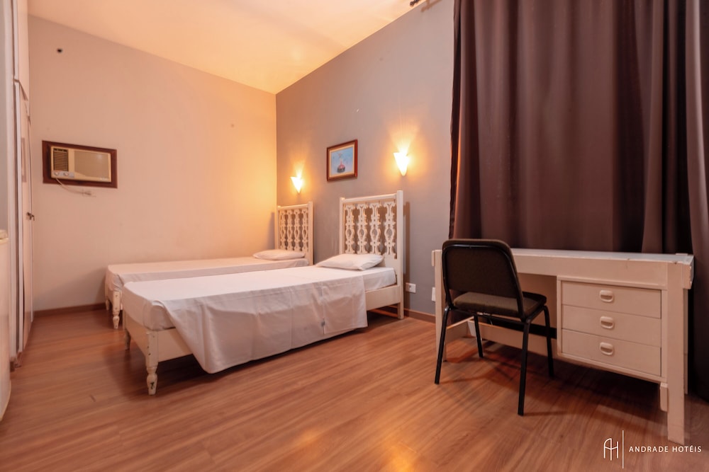 Standard Twin Room - Photo 4