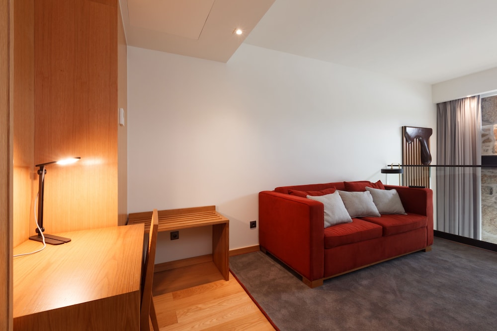 Superior Suite (Duplex) thumbnail 6