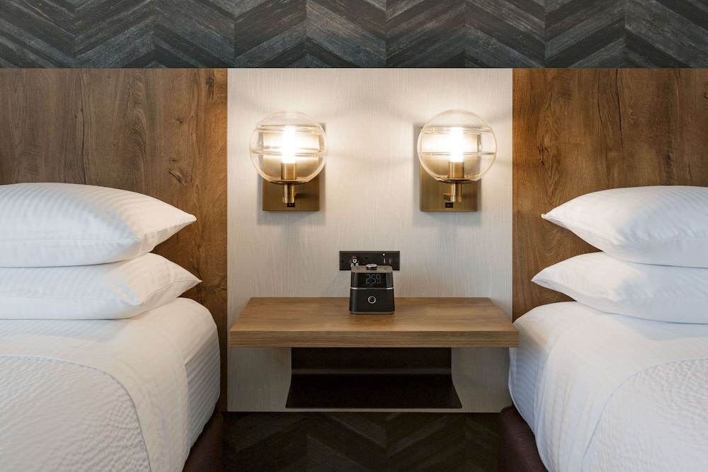 Studio Suite, 2 Queen Beds, Accessible, Non Smoking (Mobility) - Photo 3