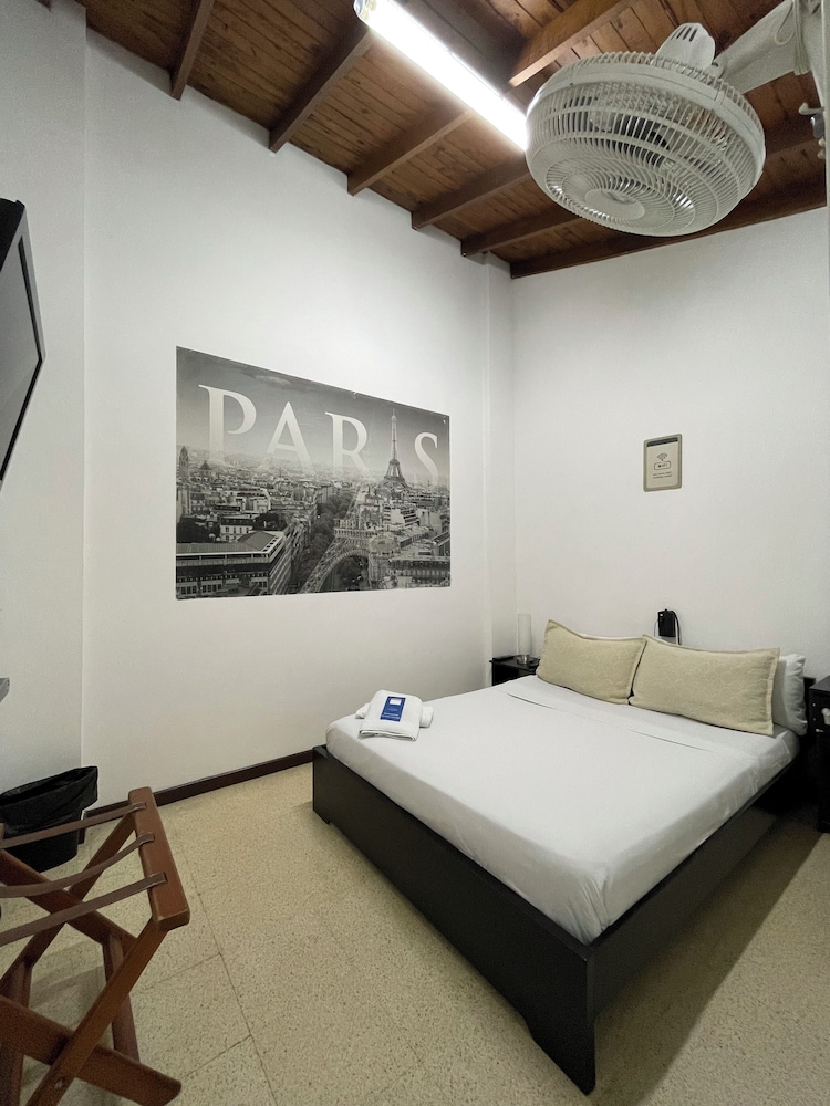 Standard Double Room photo 2