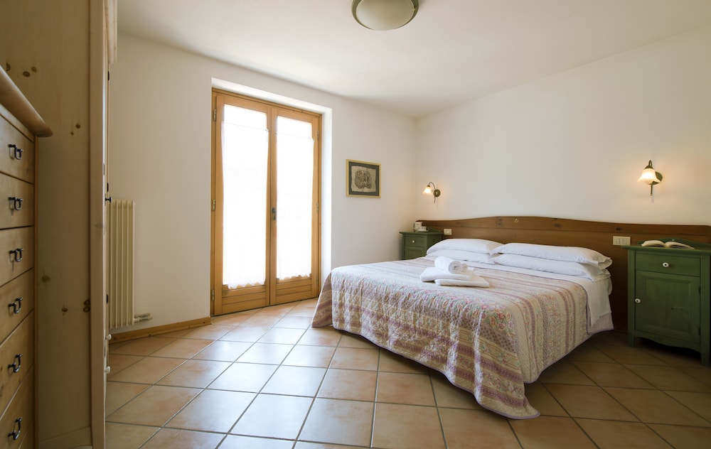 Apartment, 1 Bedroom, Garden View (3 adults)