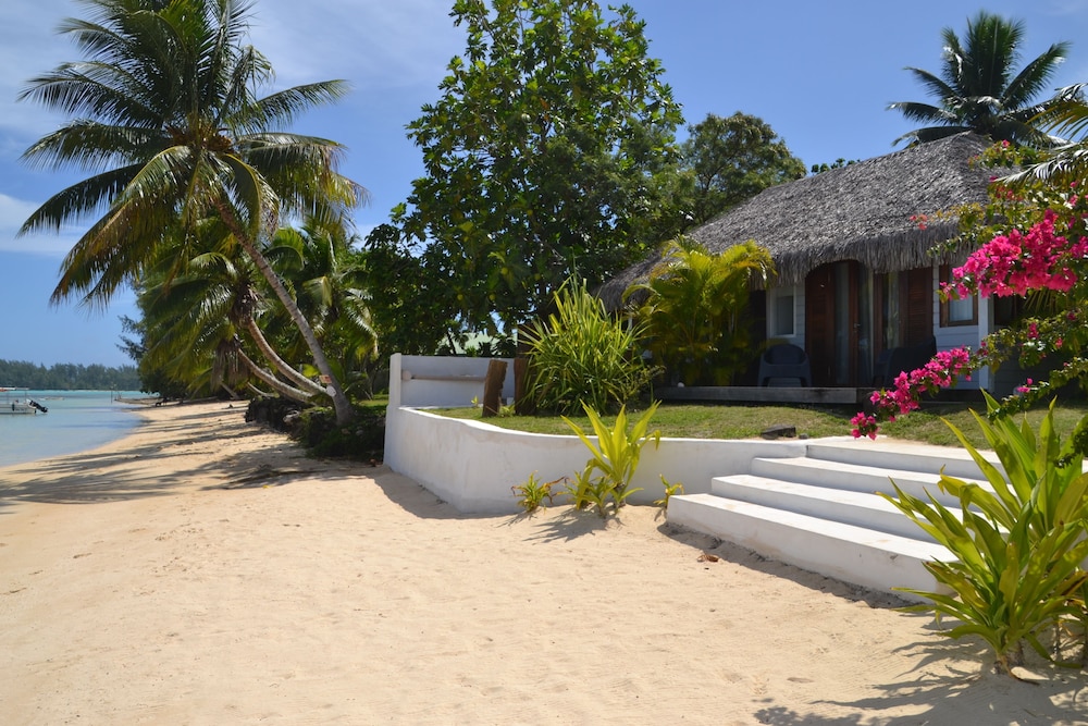 Beach Bungalow photo 2