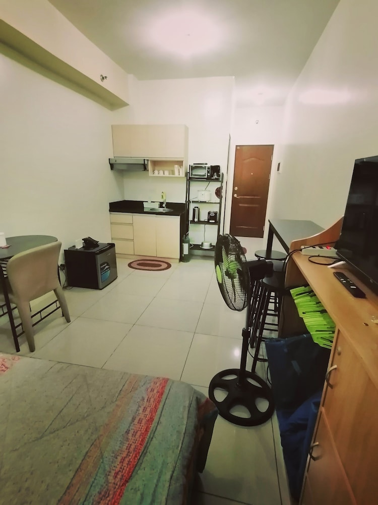 Economy Studio photo 1
