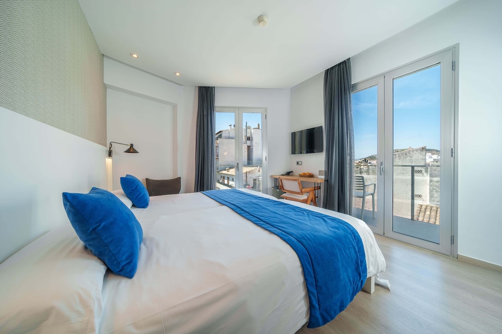 Superior Double Room, Balcony - Photo 1