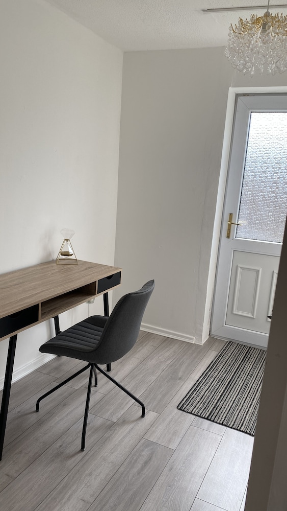 Bv Luxury Spacious 3 Bedroom House At Isaac Close, Photo 65