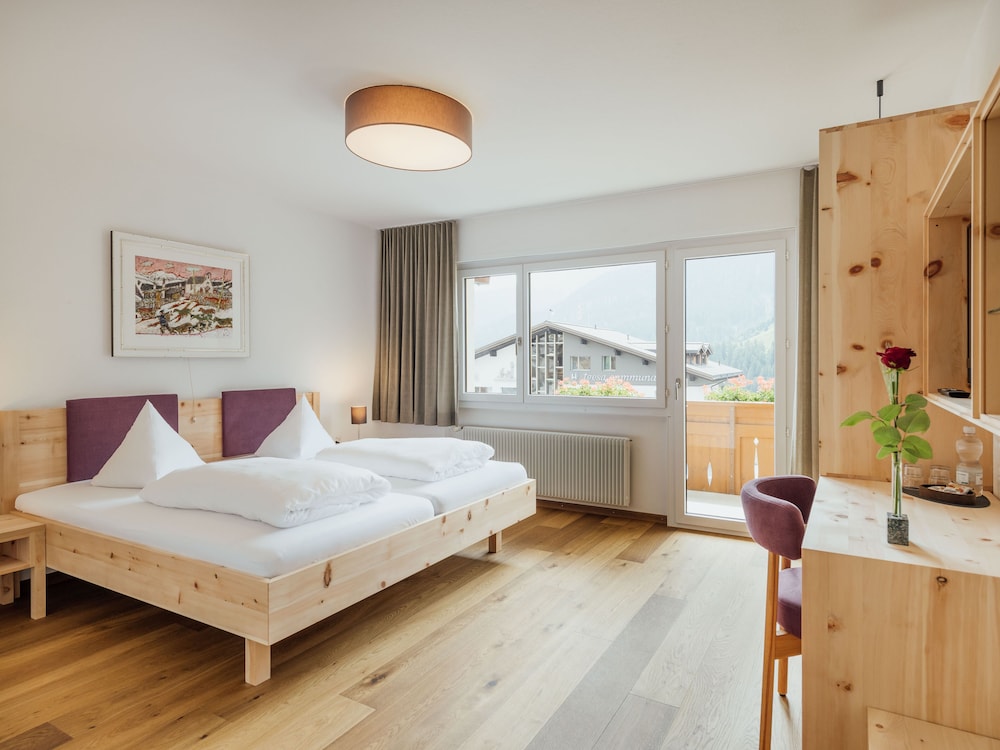 Double Room (Magnific)