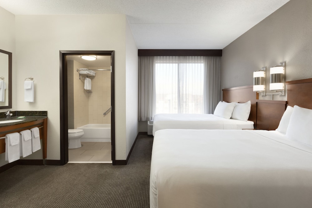 Room, 2 Double Beds photo 1