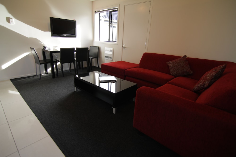 Executive Apartment, 2 Bedrooms - Photo 5