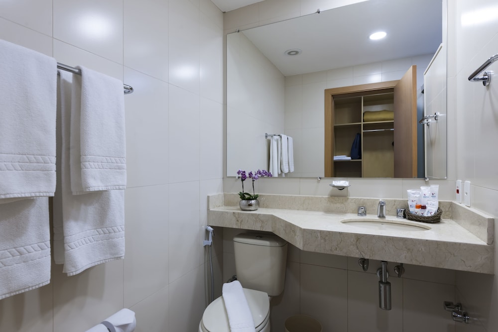 Standard Twin Room, 2 Twin Beds - Photo 5