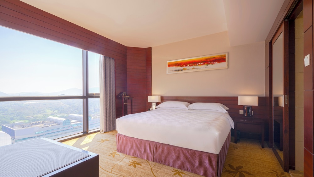 Executive Deluxe Suite - Photo 1