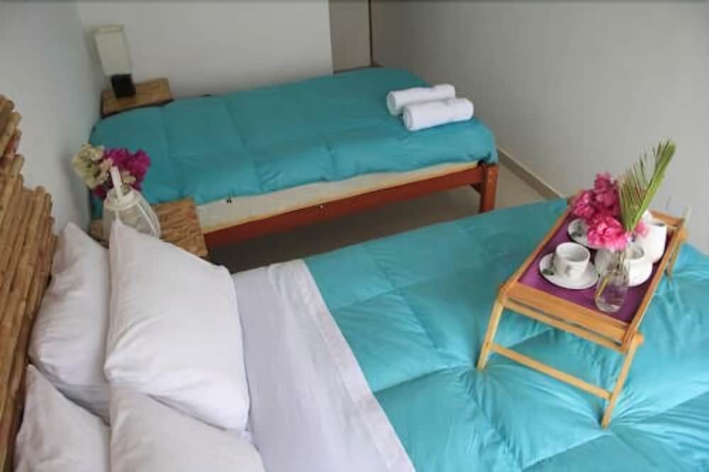 Double or Twin Room photo 2
