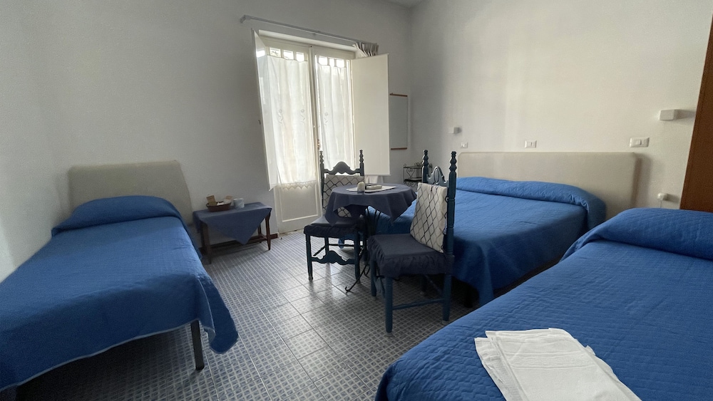 Quadruple Room photo 1