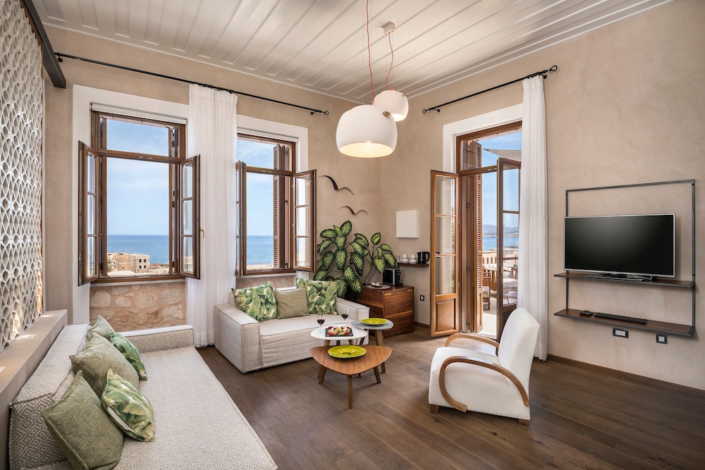 Presidential Suite, 1 King Bed, Terrace, Sea View photo 3