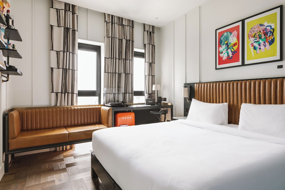 High Double Room photo 1
