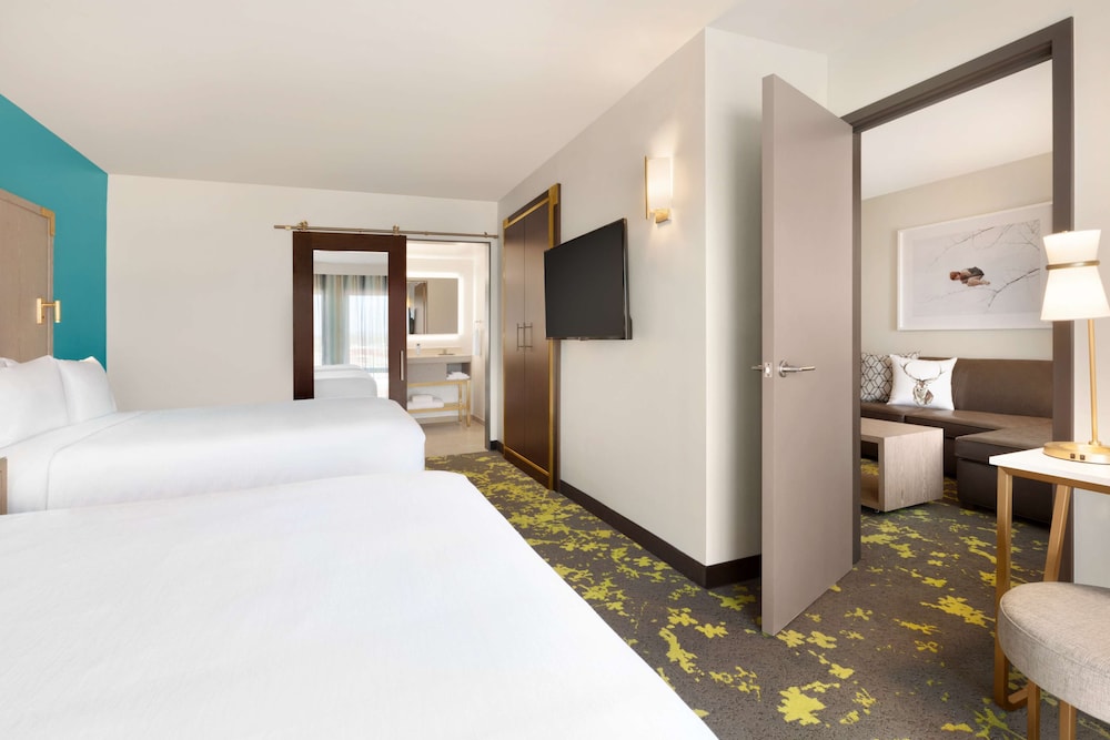 Suite, 1 Bedroom, Non Smoking, Balcony