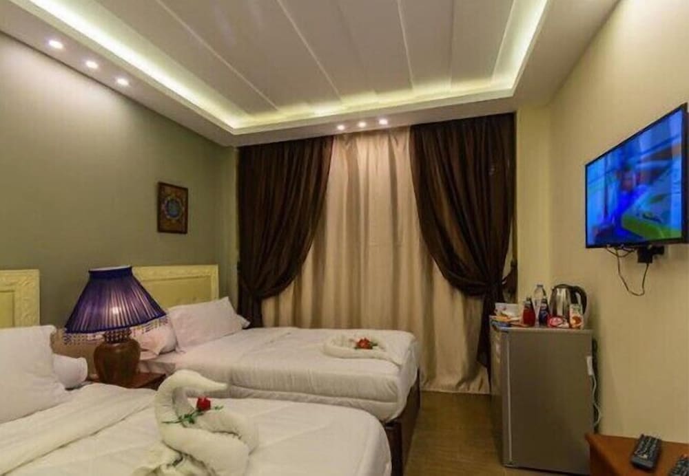 Luxury Double or Twin Room photo 3