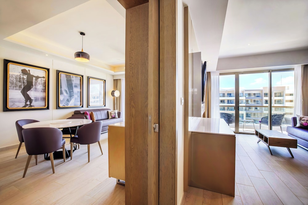 STAR Class Directors Suite Two Bedroom - Photo 3
