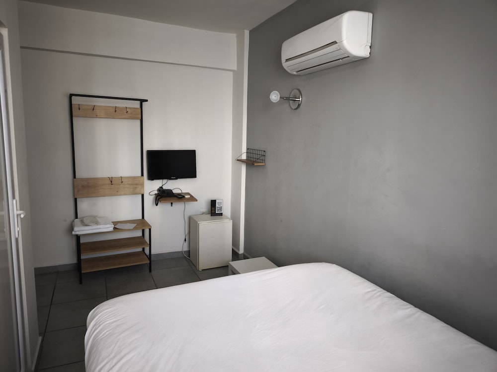 Economy Room - Photo 4