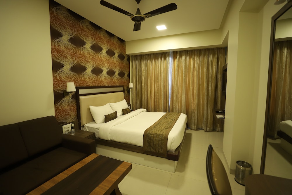 Diamond Room photo 1