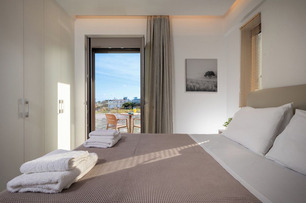 Luxury Apartment, Garden View