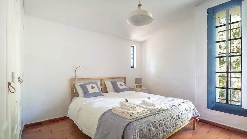 Comfort Villa, Multiple Bedrooms photo 1