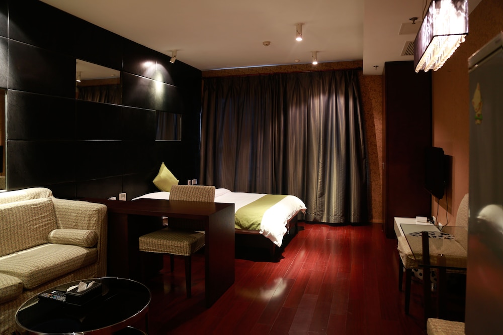 Superior Suite