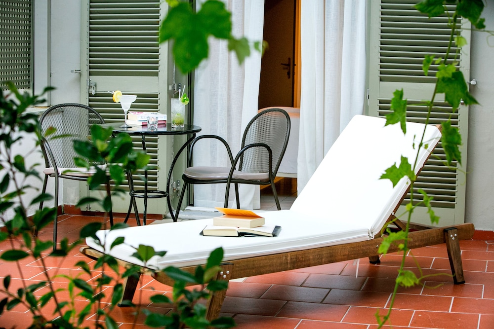 Double Room, 1 Double Bed, Terrace, Sea View photo 3