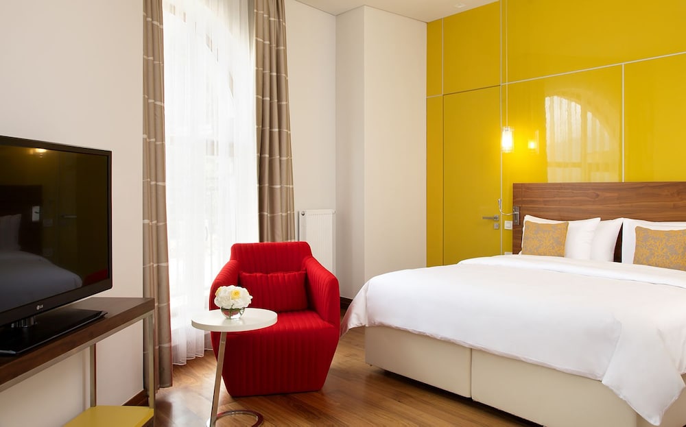 Executive Room photo 1