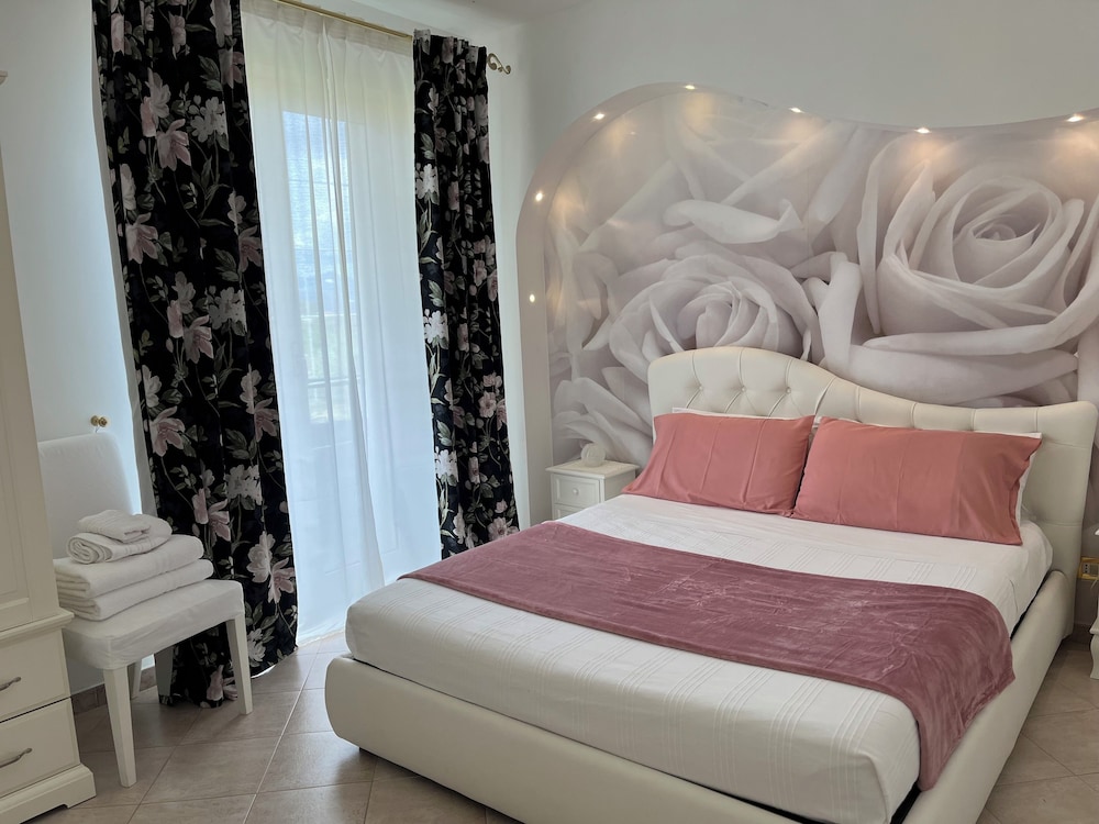 Panoramic Double Room, 1 Bedroom, Mountain View photo 3