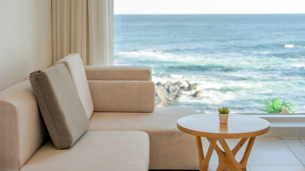 Basic Room, 1 Bedroom (Room 301 (Oceanview/Spa)) photo 3
