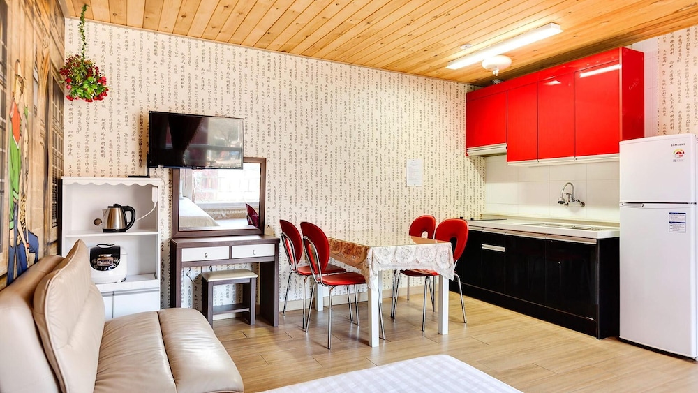 Basic Room, 1 Bedroom (Shimteo) photo 2