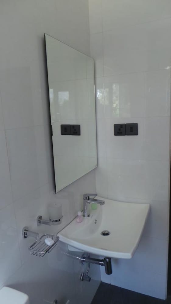 Deluxe Single Room, Non Smoking photo 1