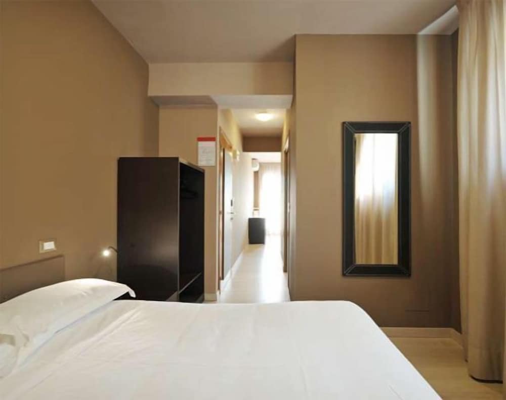 Basic Triple Room - Photo 4