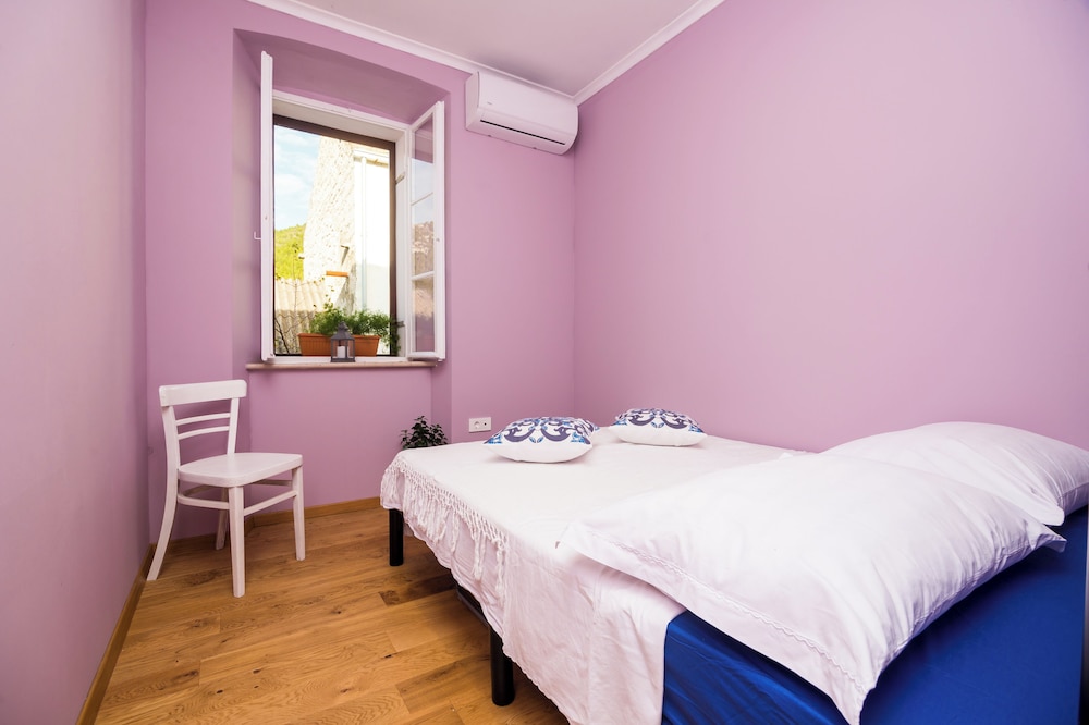 Villa (Three-Bedroom Villa with Terrace and ) photo 3