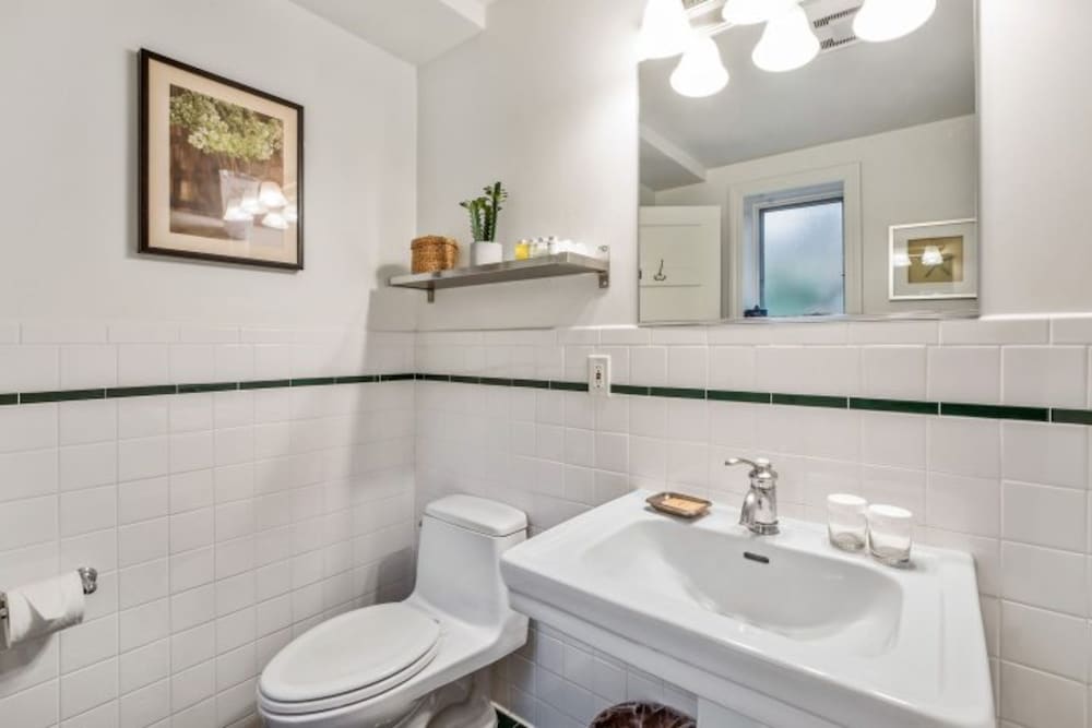 Standard Room, 1 Bedroom, Non Smoking, Private Hall Bathroom photo 3