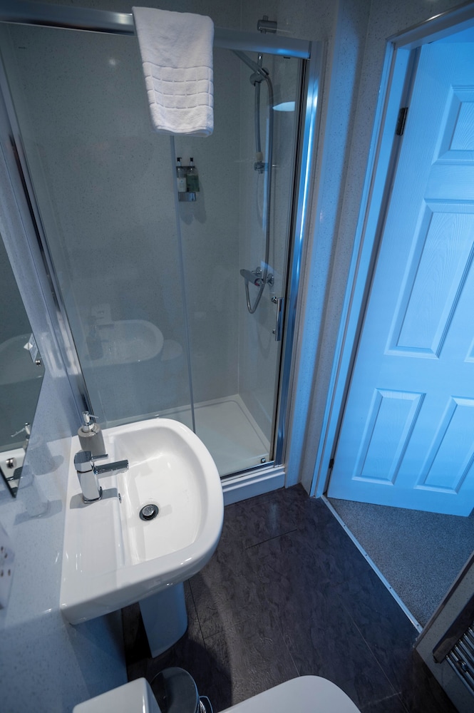 Deluxe Double Room, Ensuite photo 2