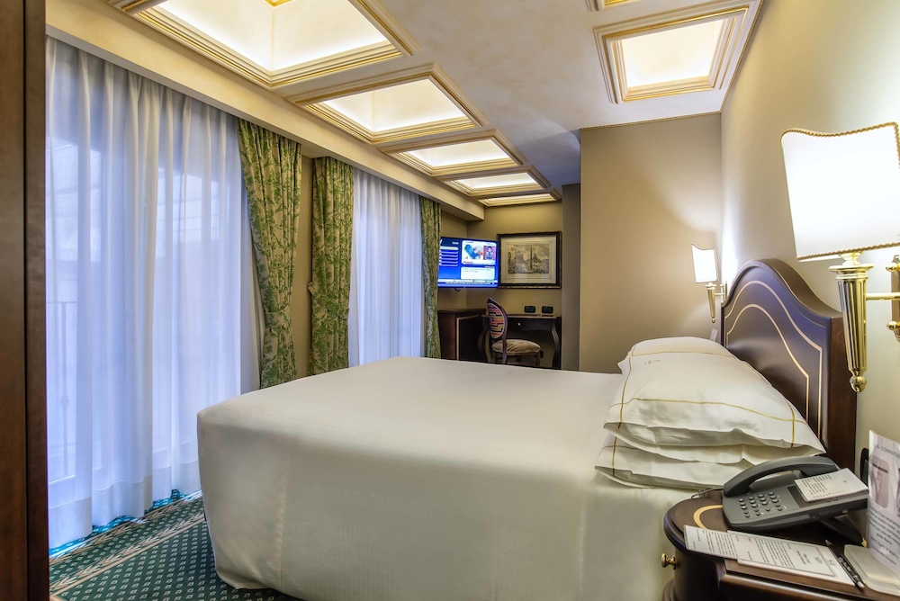 Available room