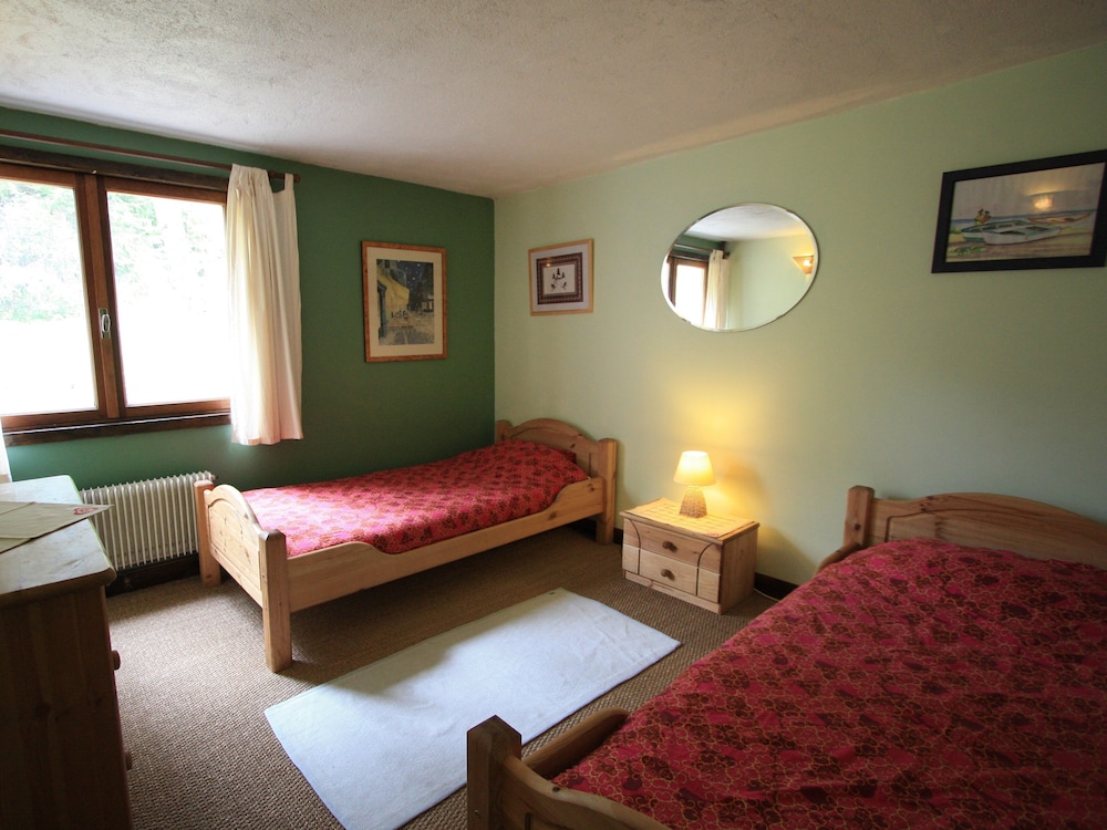 Comfort Twin Room, Shared Bathroom (Twin)