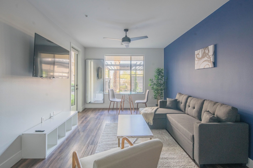 Executive Apartment, 1 Queen Bed with Sofa bed, Non Smoking photo 1